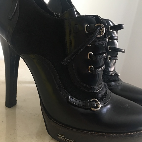 Vintage Gucci Bootie Heel - Picture 2 of 4